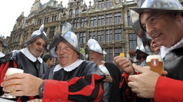 Belgas participan en la inauguración de la Semana de la Cerveza de Bélgica
