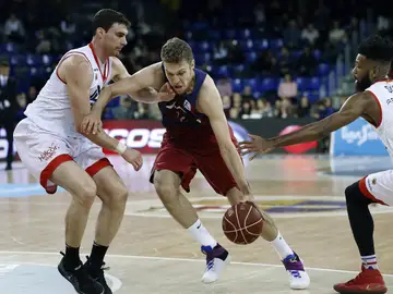 El ala-pívot del FC Barcelona Lassa Aleksander Vezenkov El ala-pívot del FC Barcelona Lassa Aleksander Vezenkov