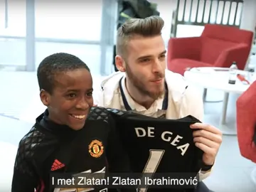 Samuel, con David de Gea Samuel, con David de Gea