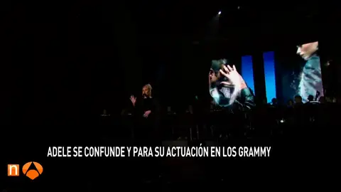 Frame 16.411864 de: La cantante Adele para su homenaje a George Michael por desafinar y vuelve a empezar Frame 16.411864 de: La cantante Adele para su homenaje a George Michael por desafinar y vuelve a empezar