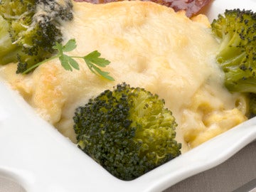 Brócoli con patatas y queso