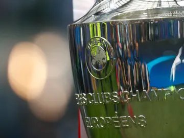 Detalle del trofeo de la Champions Detalle del trofeo de la Champions