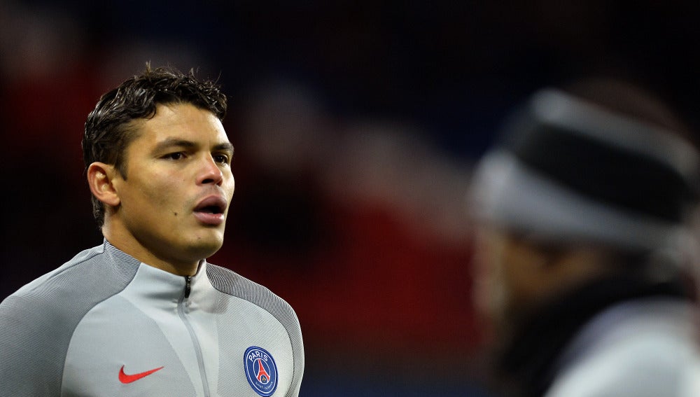 Thiago Silva, en un calentamiento del PSG