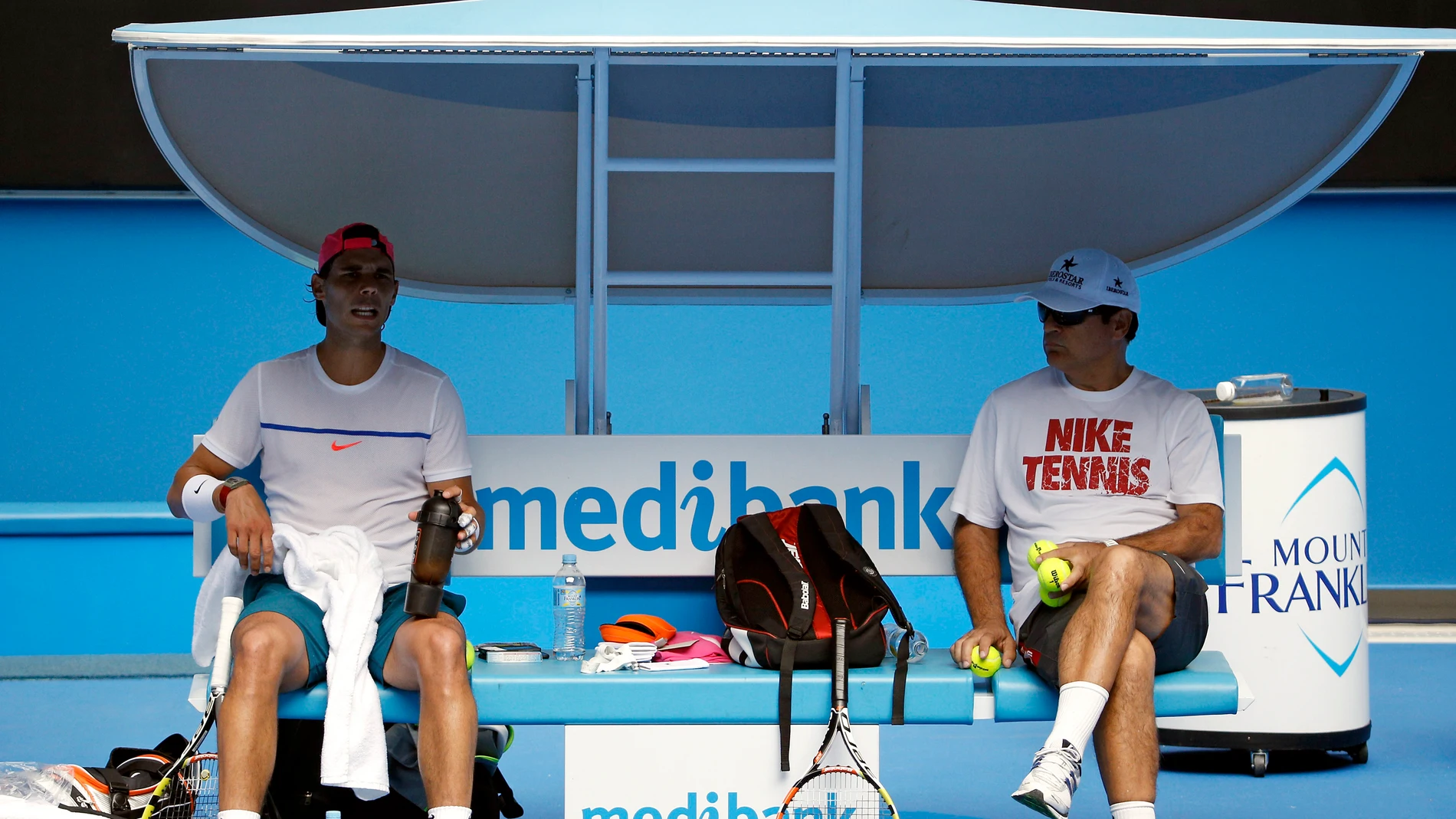 Toni Nadal, junto a Rafa Nadal Toni Nadal, junto a Rafa Nadal
