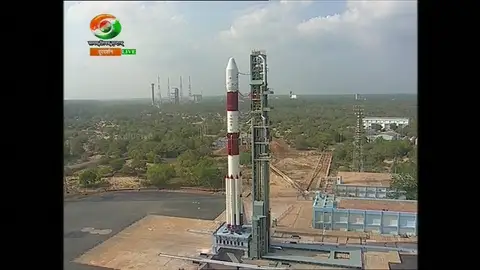 Frame 1.03763 de: Lanzamiento récord de una agencia espacial india Frame 1.03763 de: Lanzamiento récord de una agencia espacial india