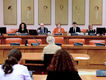 Comisión de Seguimiento y Evaluación de los Acuerdos Pacto de Toledo Comisión de Seguimiento y Evaluación de los Acuerdos Pacto de Toledo