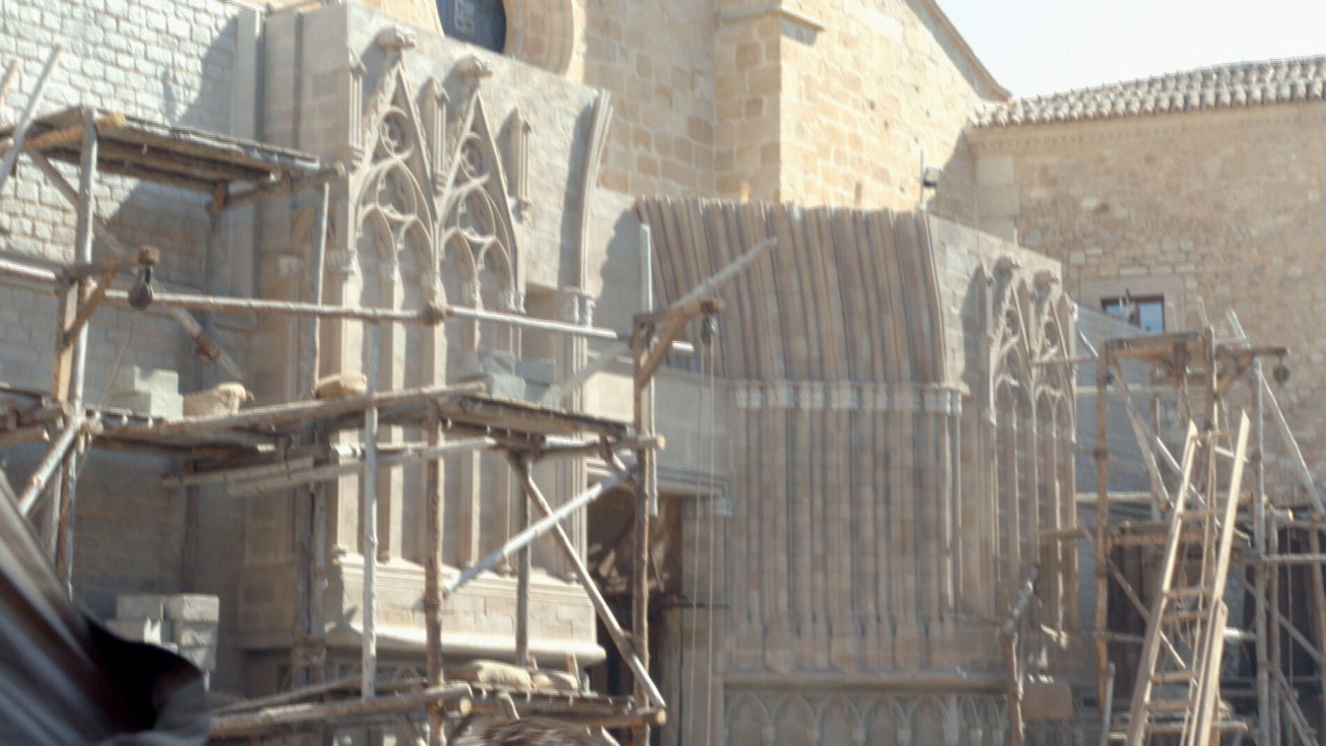 La r&eacute;plica de la Bas&iacute;lica de Santa Mar&iacute;a del Mar que invadi&oacute; C&aacute;ceres