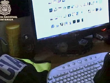 Operación policial contra la pornografía infantil (Archivo) Operación policial contra la pornografía infantil (Archivo)