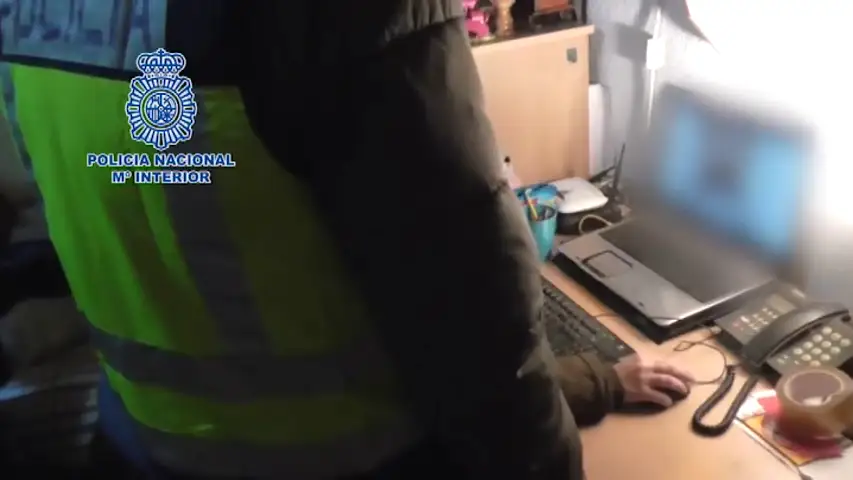 Material pornograf&iacute;a infantil