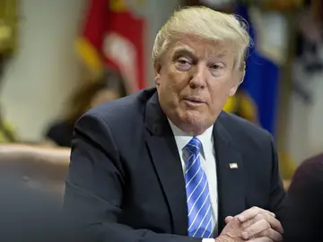 Trump en un encuentro con asociaciones de minoristas Trump en un encuentro con asociaciones de minoristas