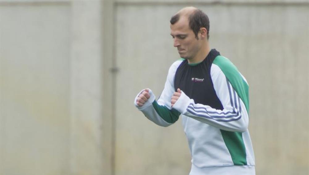 Zozulya entrenando