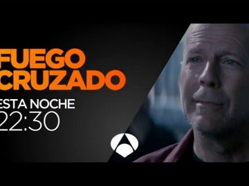 Frame 8.676843 de: Bruce Willis protagoniza 'Fuego Cruzado'