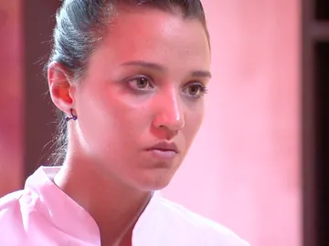Eva se convierte en la primera expulsada de la cuarta temporada de ‘Top Chef’ Eva se convierte en la primera expulsada de la cuarta temporada de ‘Top Chef’