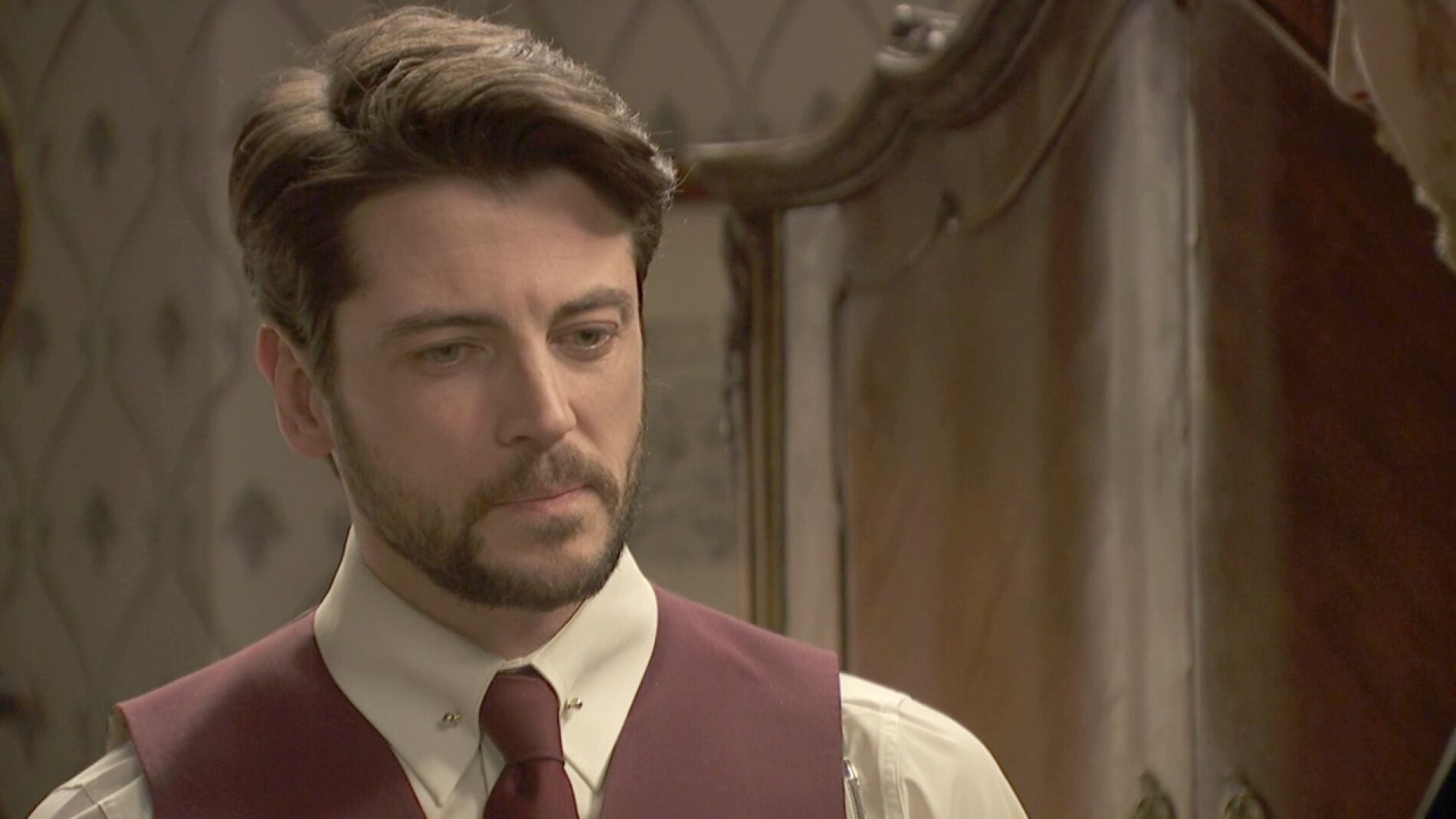 &iquest;Qu&eacute; es eso que nadie sabe que atormenta a Hernando?