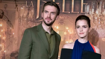 Dan Stevens y Emma Watson en la premiere de 'La Bella y la Bestia'