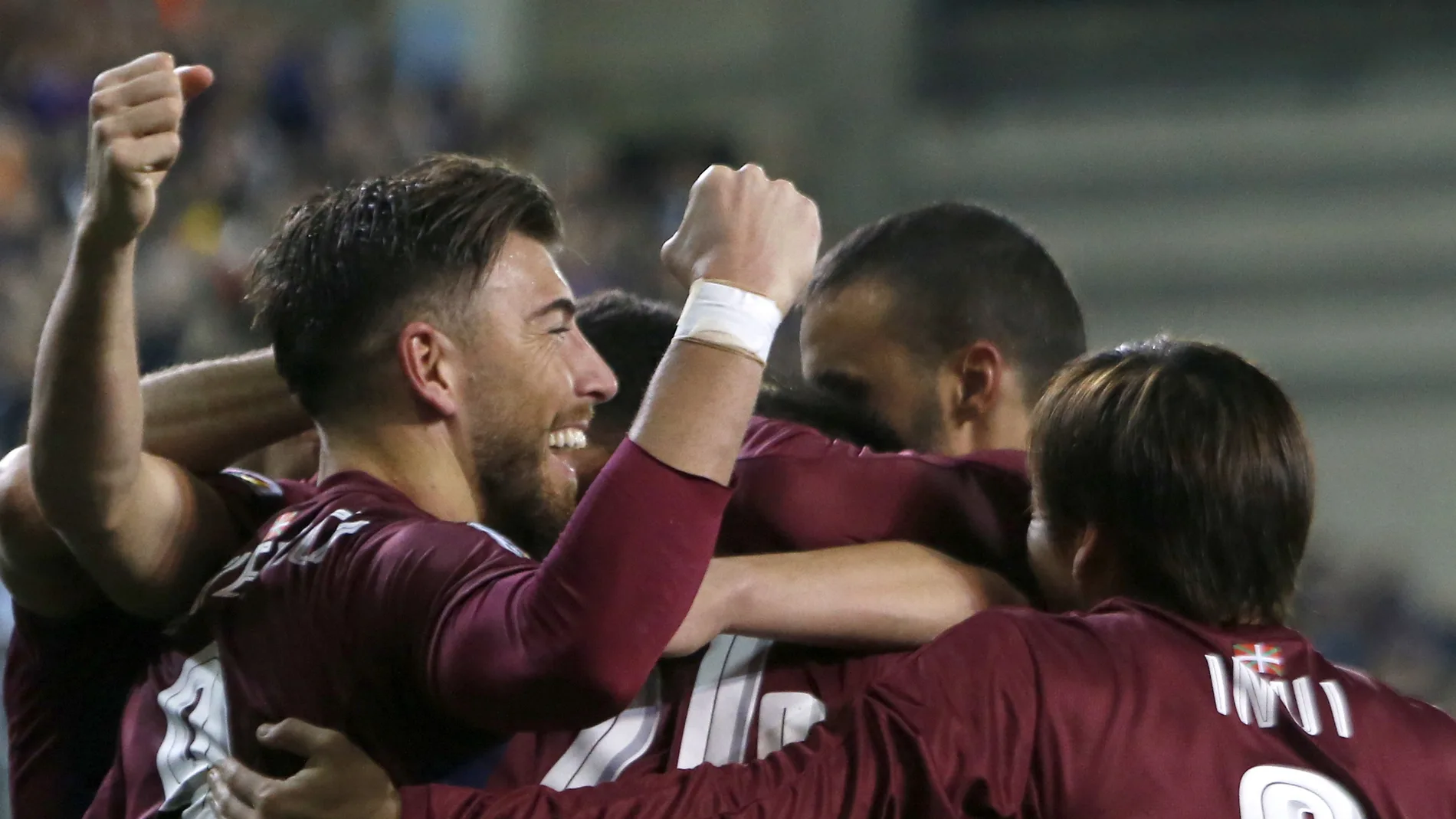 Los jugadores del Eibar celebran uno de los goles contra el Málaga Los jugadores del Eibar celebran uno de los goles contra el Málaga