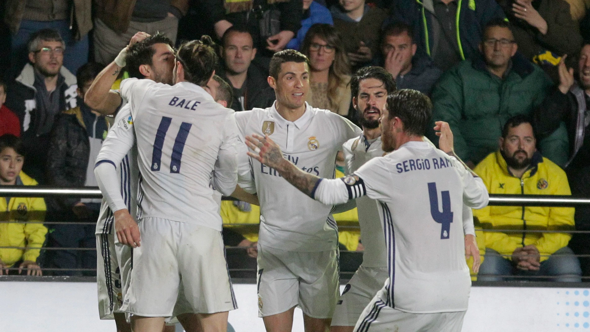 Los jugadores del Real Madrid celebran el gol de Morata contra el Villarreal Los jugadores del Real Madrid celebran el gol de Morata contra el Villarreal