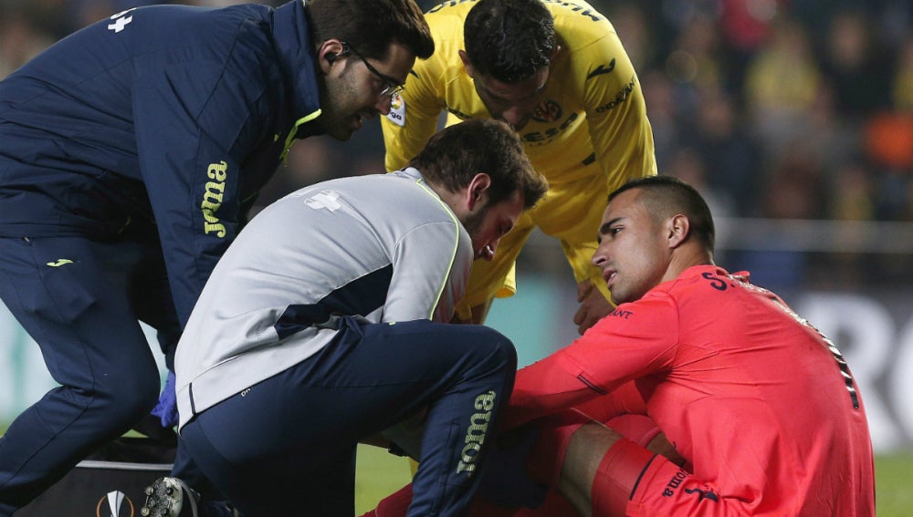 Asenjo, lesionado