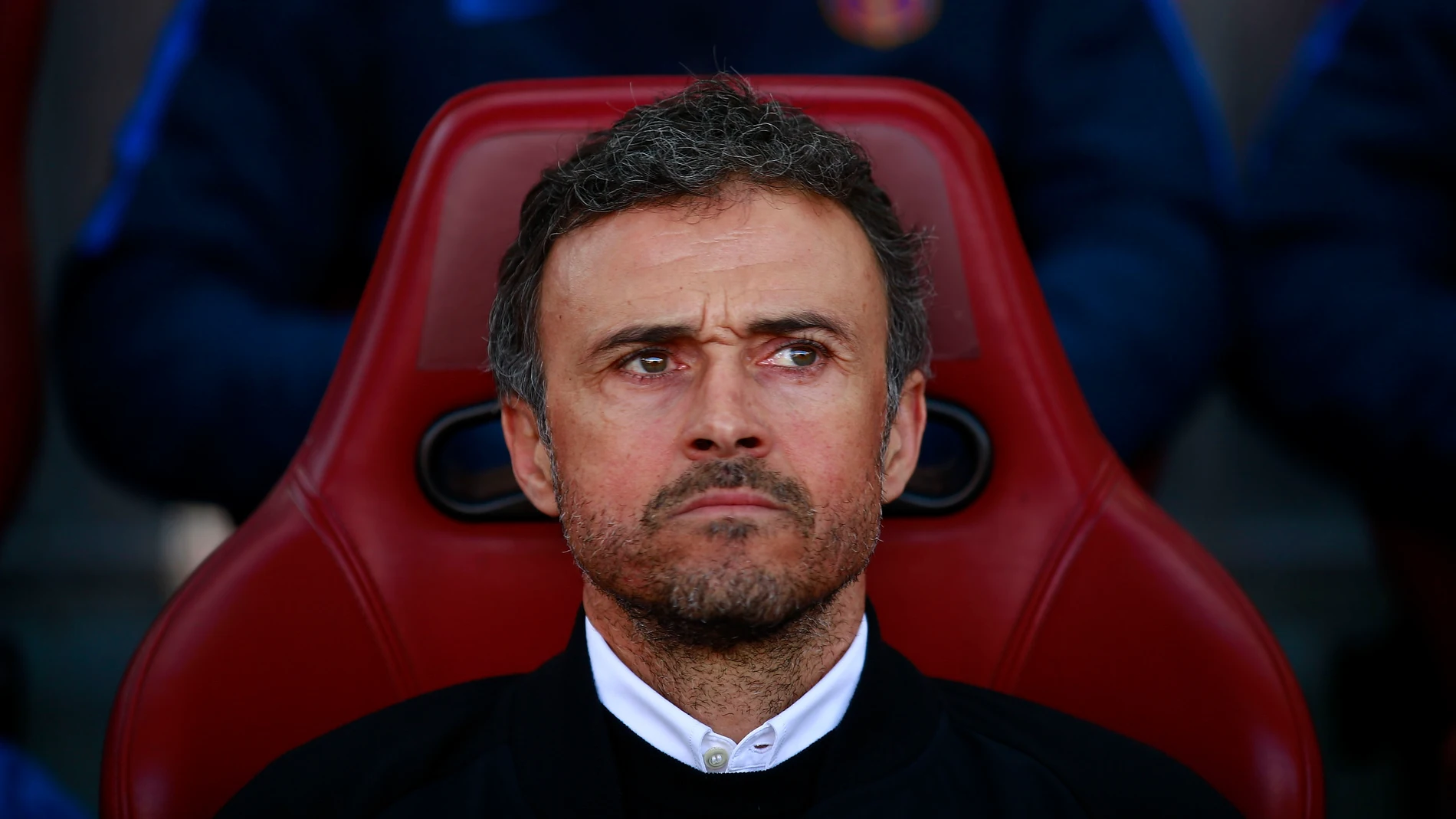 Luis Enrique, en el banquillo durante el partido contra el Atlético de Madrid en el Calderón Luis Enrique, en el banquillo durante el partido contra el Atlético de Madrid en el Calderón