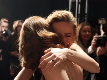 Brie Larson llora desconsolada tras ganar Emma Stone el Oscar