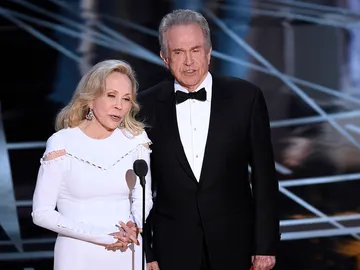 Faye Dunaway y Warren Beatty Faye Dunaway y Warren Beatty