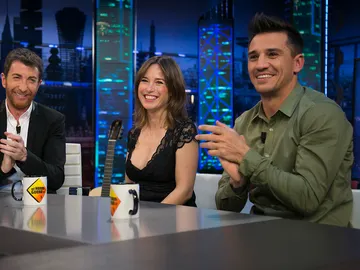 La actriz Marta Etura explica a los hombres cómo es dar a luz: "Es un viaje muy duro" La actriz Marta Etura explica a los hombres cómo es dar a luz: "Es un viaje muy duro"