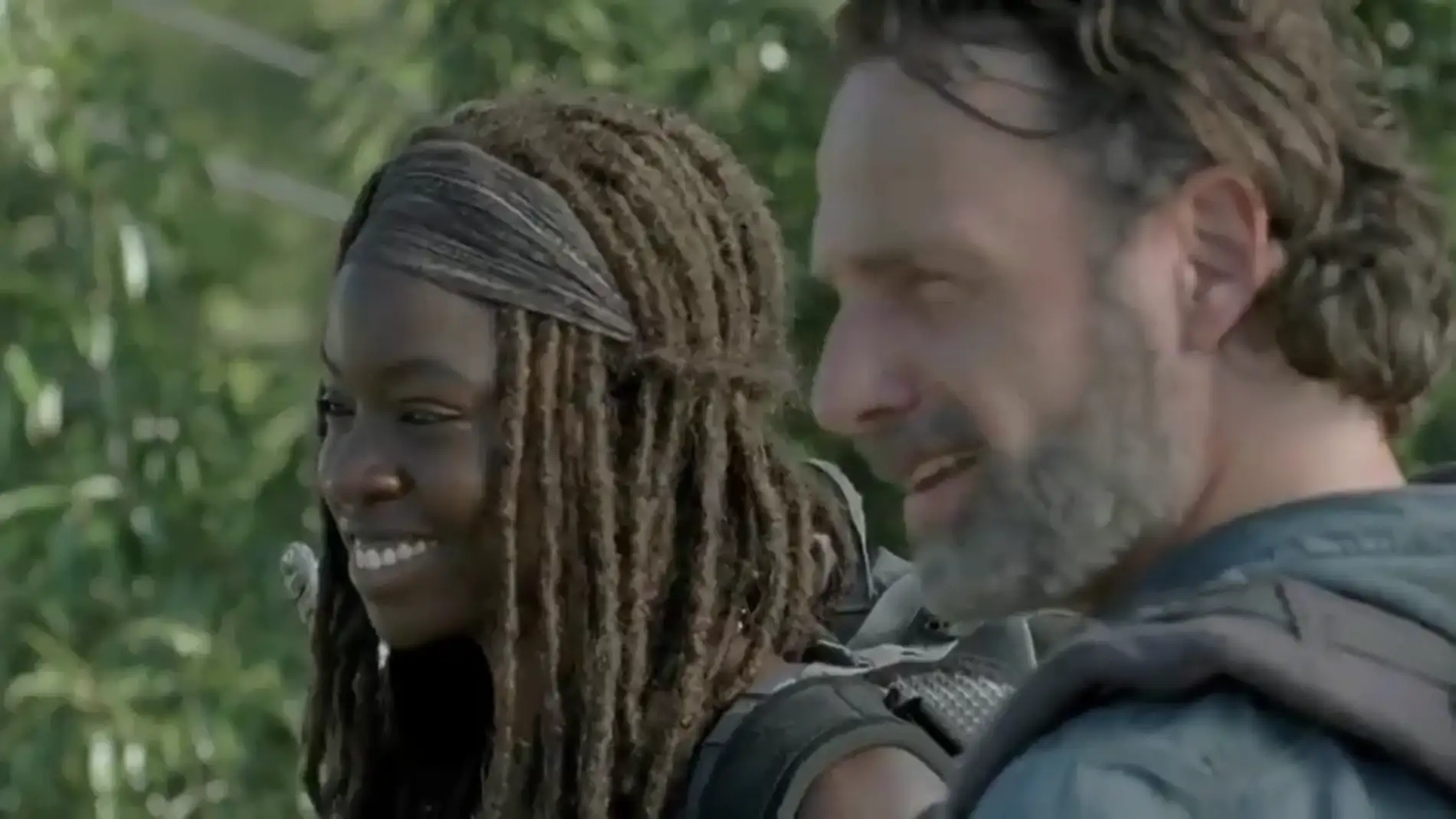 Frame 12.224192 de: Rick y Michonne protagonizan el avance de 'The Walking Dead'