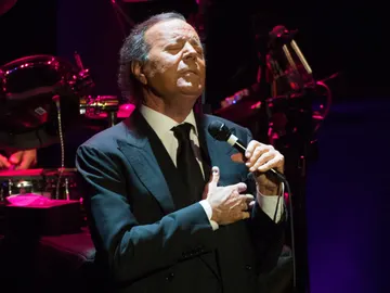 Julio Iglesias en concierto Julio Iglesias en concierto