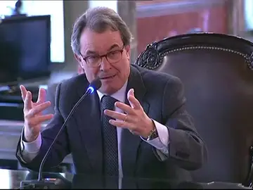 Frame 14.309418 de: Artur Mas defiende que lo que se celebró el 9-N no fue su consulta sino un 'proceso participativo' hecho por volutarios Frame 14.309418 de: Artur Mas defiende que lo que se celebró el 9-N no fue su consulta sino un 'proceso participativo' hecho por volutarios