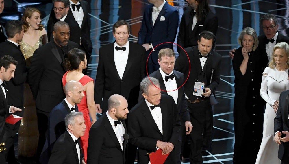 Brian Cullinan, destacado en el círculos, fue el responsable de la polémica de los sobres en los Oscars