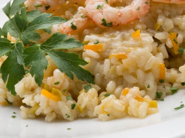 arroz con verduras y gambas