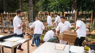 La mesa del mar sufre el primer ataque entre codazos y estampidas