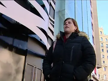 Frame 0.0 de: Su currículum era el mejor pero le sobraban kilos, por esta razón rechazaron a una joven para trabajar en una joyería Frame 0.0 de: Su currículum era el mejor pero le sobraban kilos, por esta razón rechazaron a una joven para trabajar en una joyería