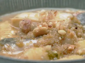 Entrantes de alcachofa y all i pebre tradicional Entrantes de alcachofa y all i pebre tradicional