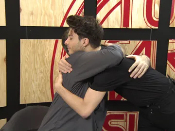 Blas Cantó se rompe de emoción durante los ensayos de la gran final Blas Cantó se rompe de emoción durante los ensayos de la gran final