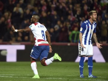 Wakaso celebra su gol ante el Alavés