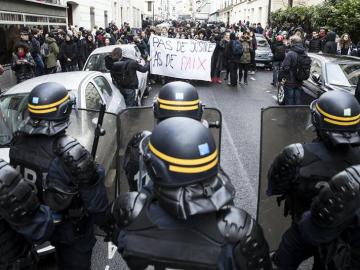 Protestas en Francia por la violación de un joven