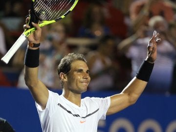 Rafa Nadal celebra su victoria en México