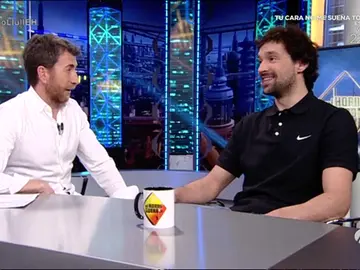 Frame 101.505555 de: Sergio Llull: "Lo de la NBA está un poco apartado, me queda cuerda para rato en España" Frame 101.505555 de: Sergio Llull: "Lo de la NBA está un poco apartado, me queda cuerda para rato en España"