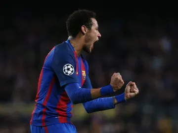 Neymar celebra su gol al PSG Neymar celebra su gol al PSG