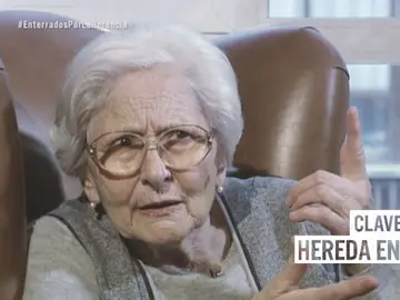 Clavelina, la anciana asturiana que pide eliminar el impuesto de sucesiones Clavelina, la anciana asturiana que pide eliminar el impuesto de sucesiones