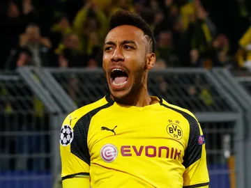 Aubameyang, celebra su gol al Benfica Aubameyang, celebra su gol al Benfica