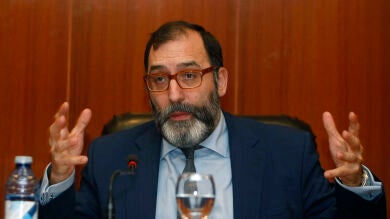El juez Velasco interroga al exconsejero de Esperanza Aguirre por la presunta financiación irregular del PP de Madrid