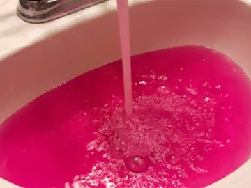 Agua rosa en Canadá