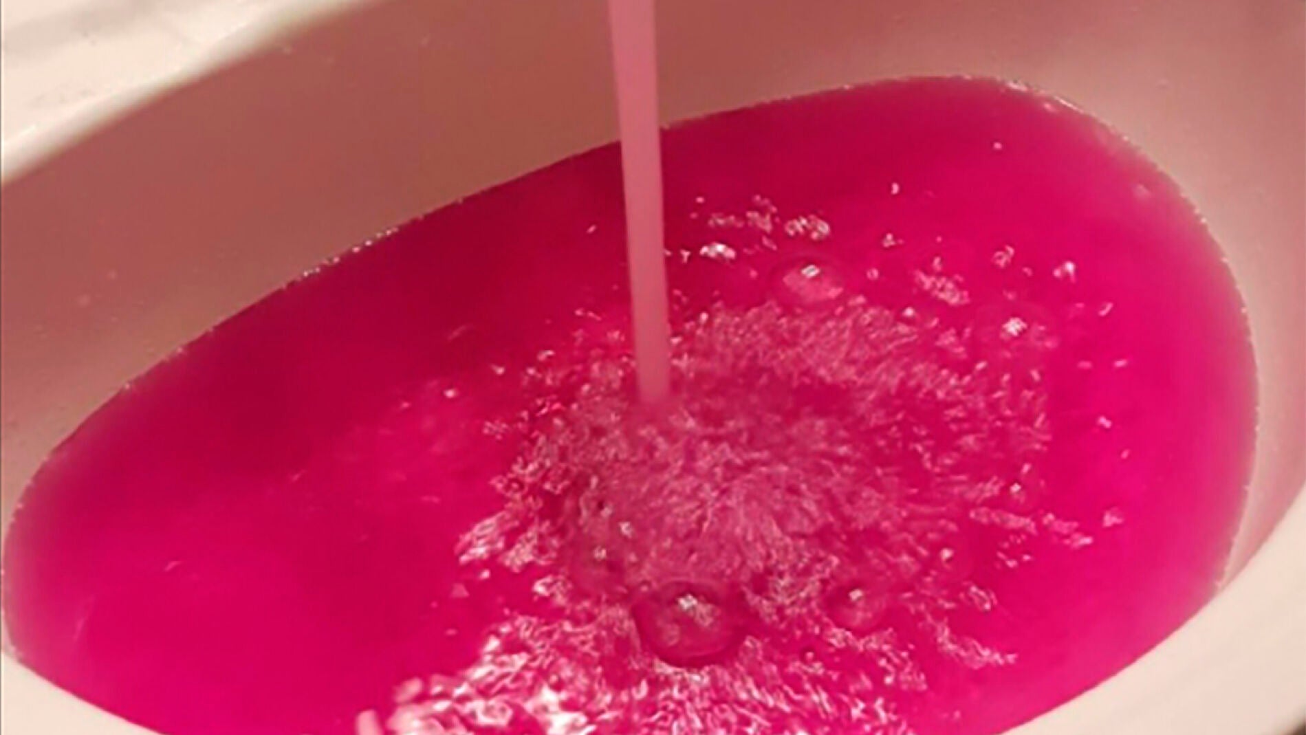 Agua rosa en Canad&aacute;