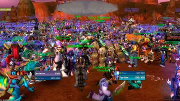 Jugadores huyendo del virus Jugadores huyendo del virus