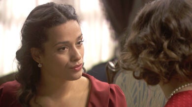 Lucía confiesa sus sentimientos secretos hacia Néstor
