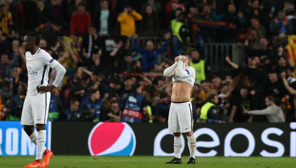 Verratti se tapa la cara ante la remontada del Barcelona