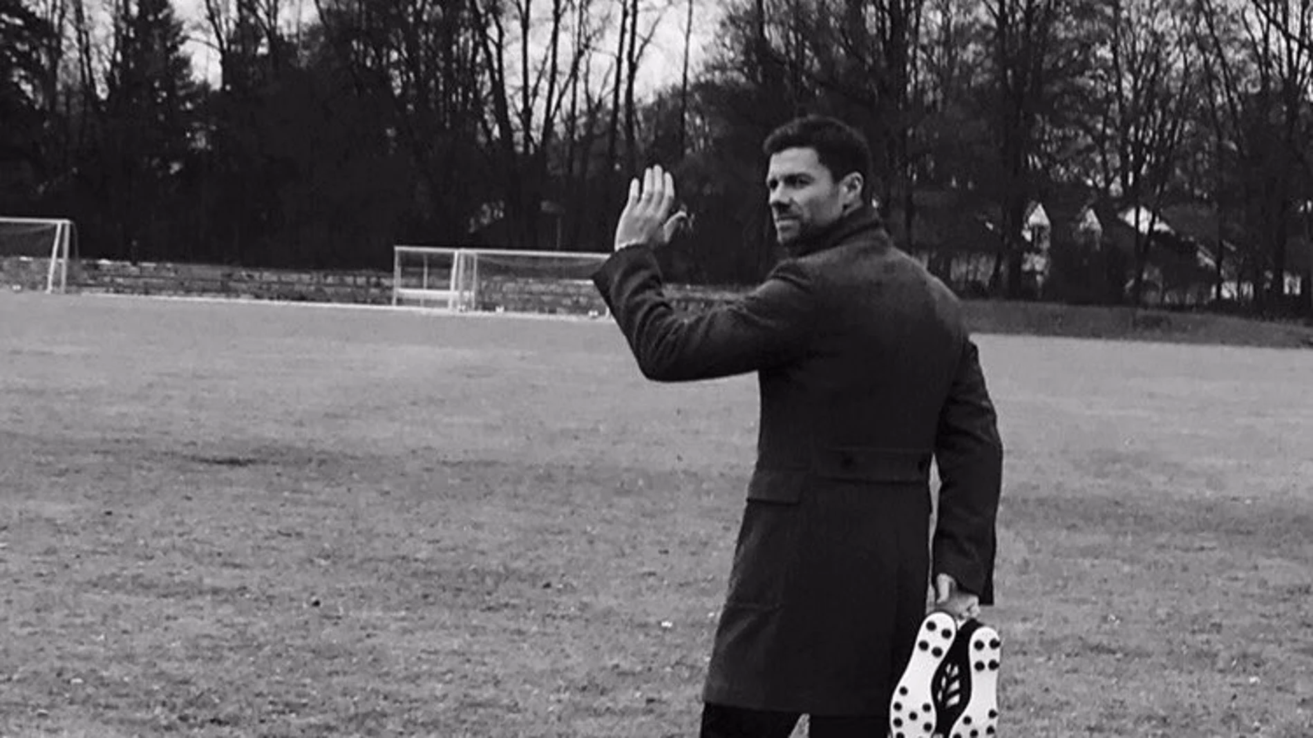 Xabi Alonso 'cuelga' las botas Xabi Alonso 'cuelga' las botas