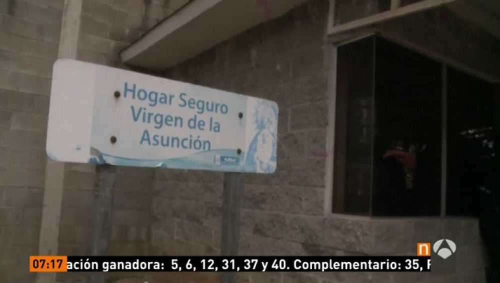 Frame 52.714444 de: Mueren 22 en un incendio en un centro de menores enGuatemala